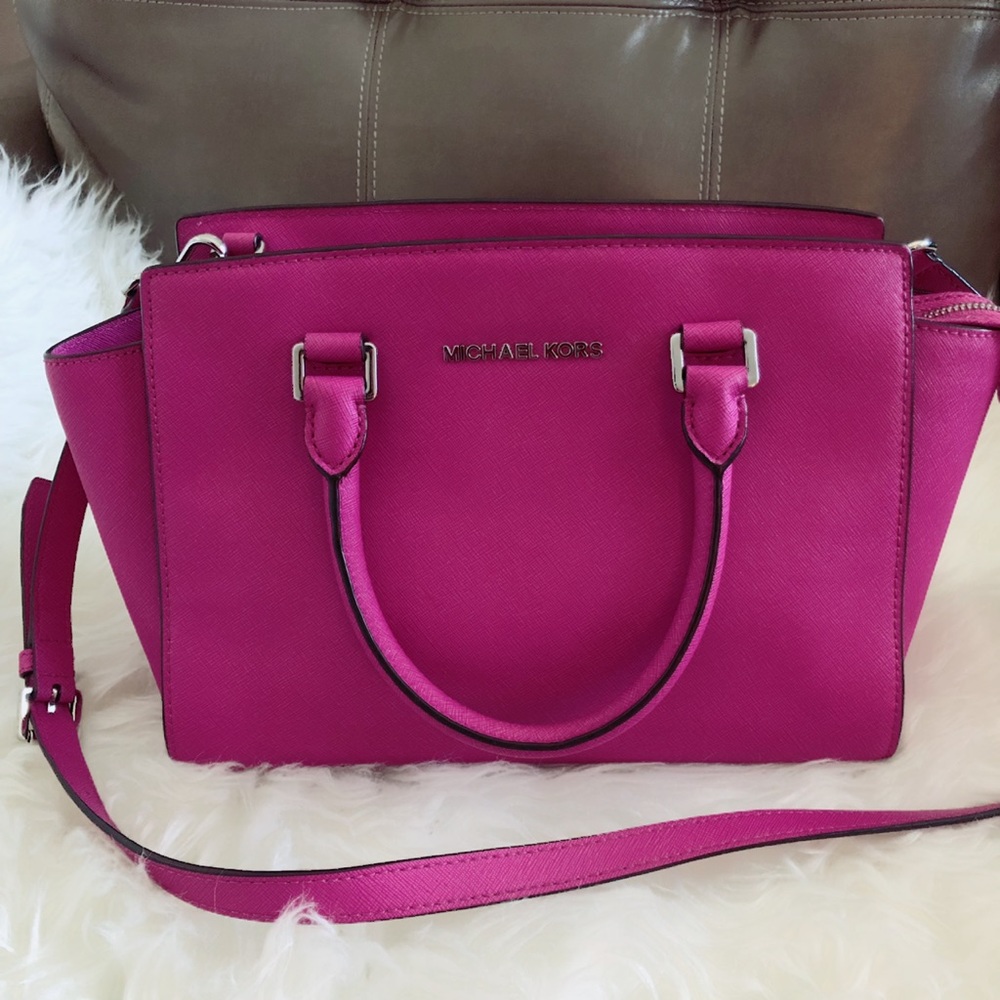 MK satchel